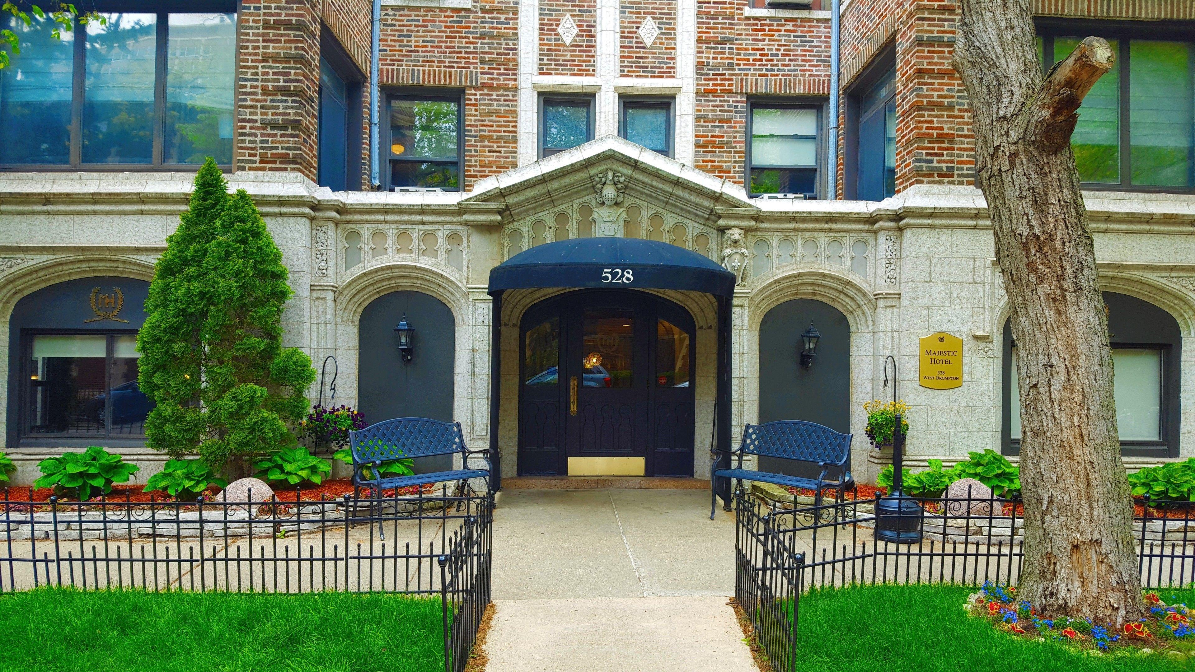 Hotel Majestic Chicago