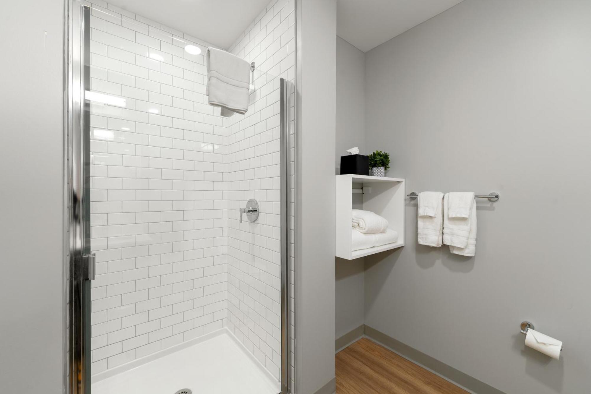 Hotel 4br Corporate And Modern