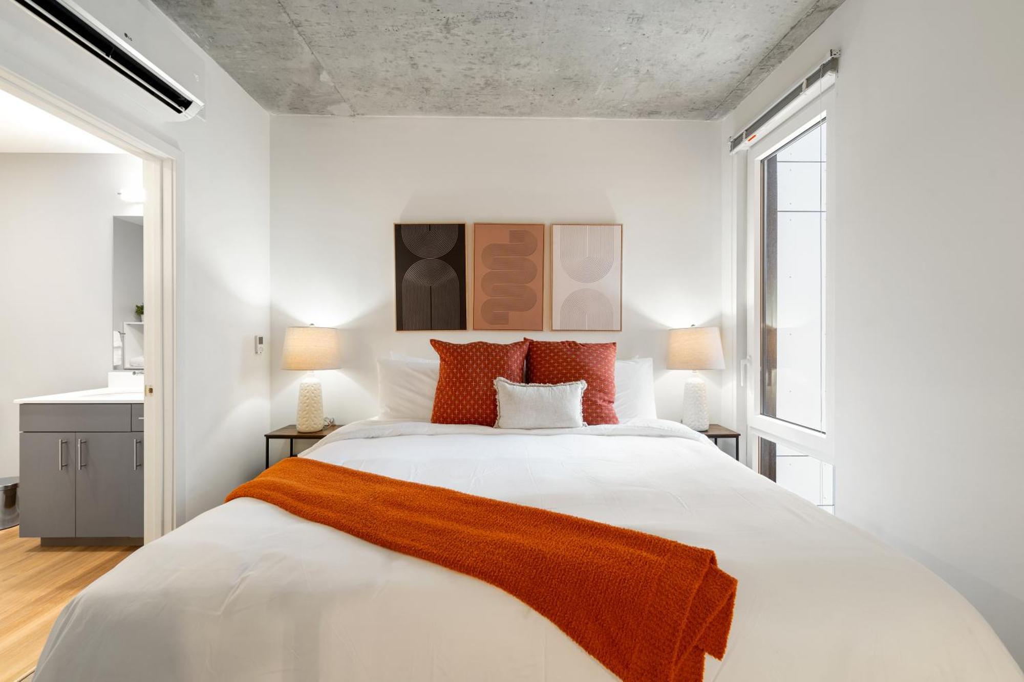 4br Corporate And Modern