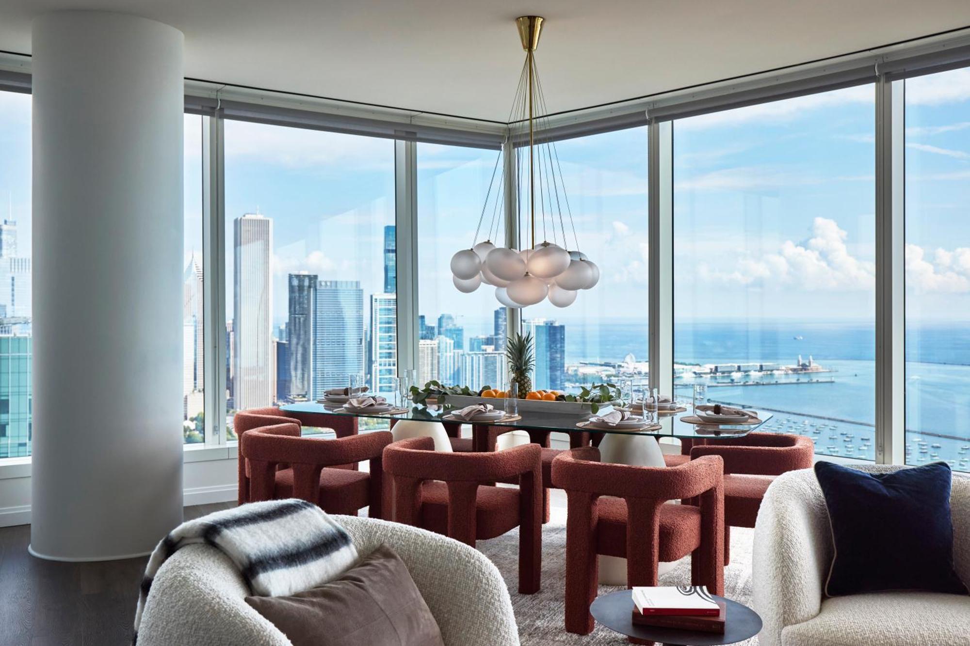 Lux Apts With Views And Amenities Chicago