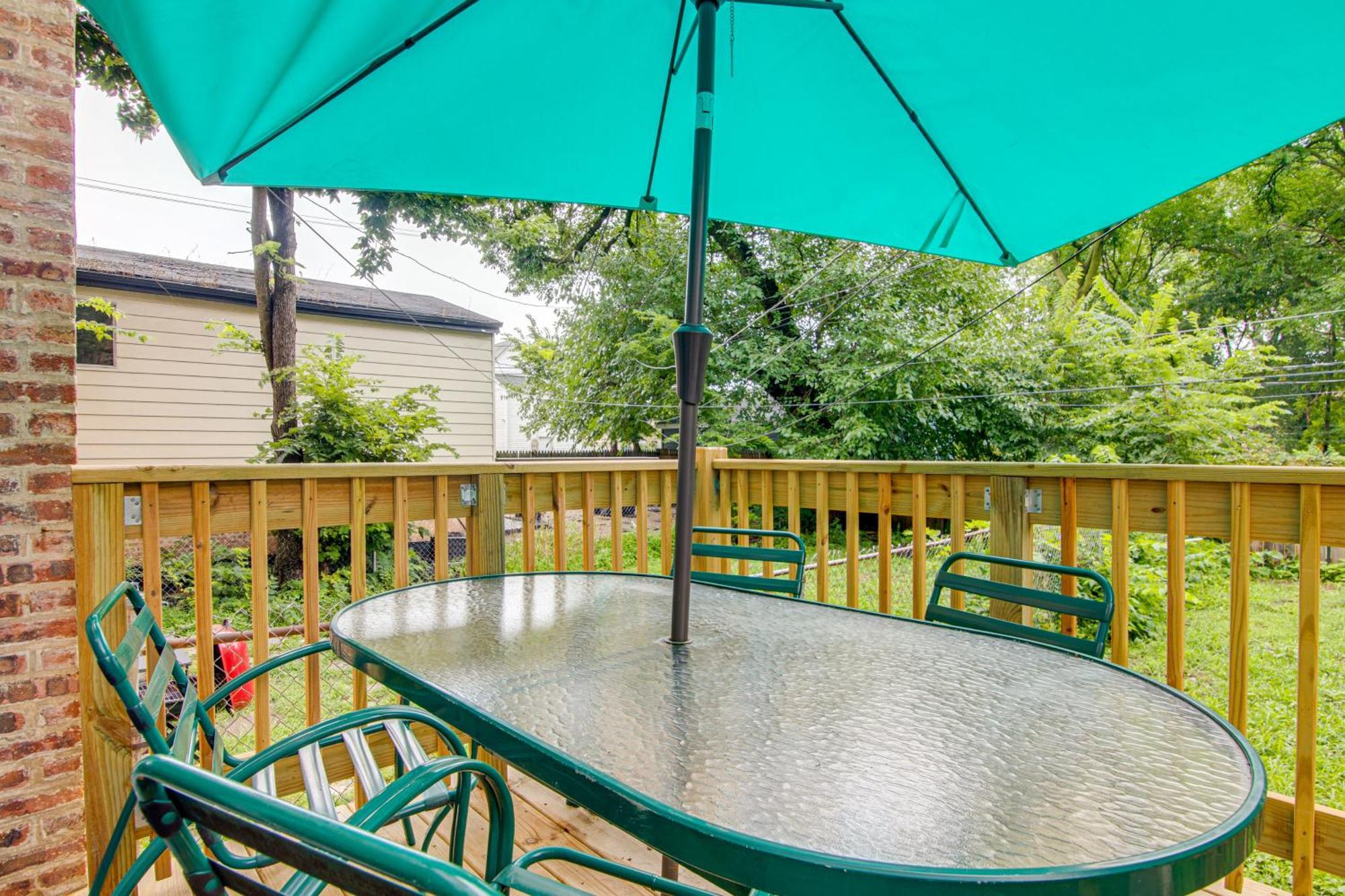 2 Mi To South Shore Urban Retreat With Yard Holiday home Chicago