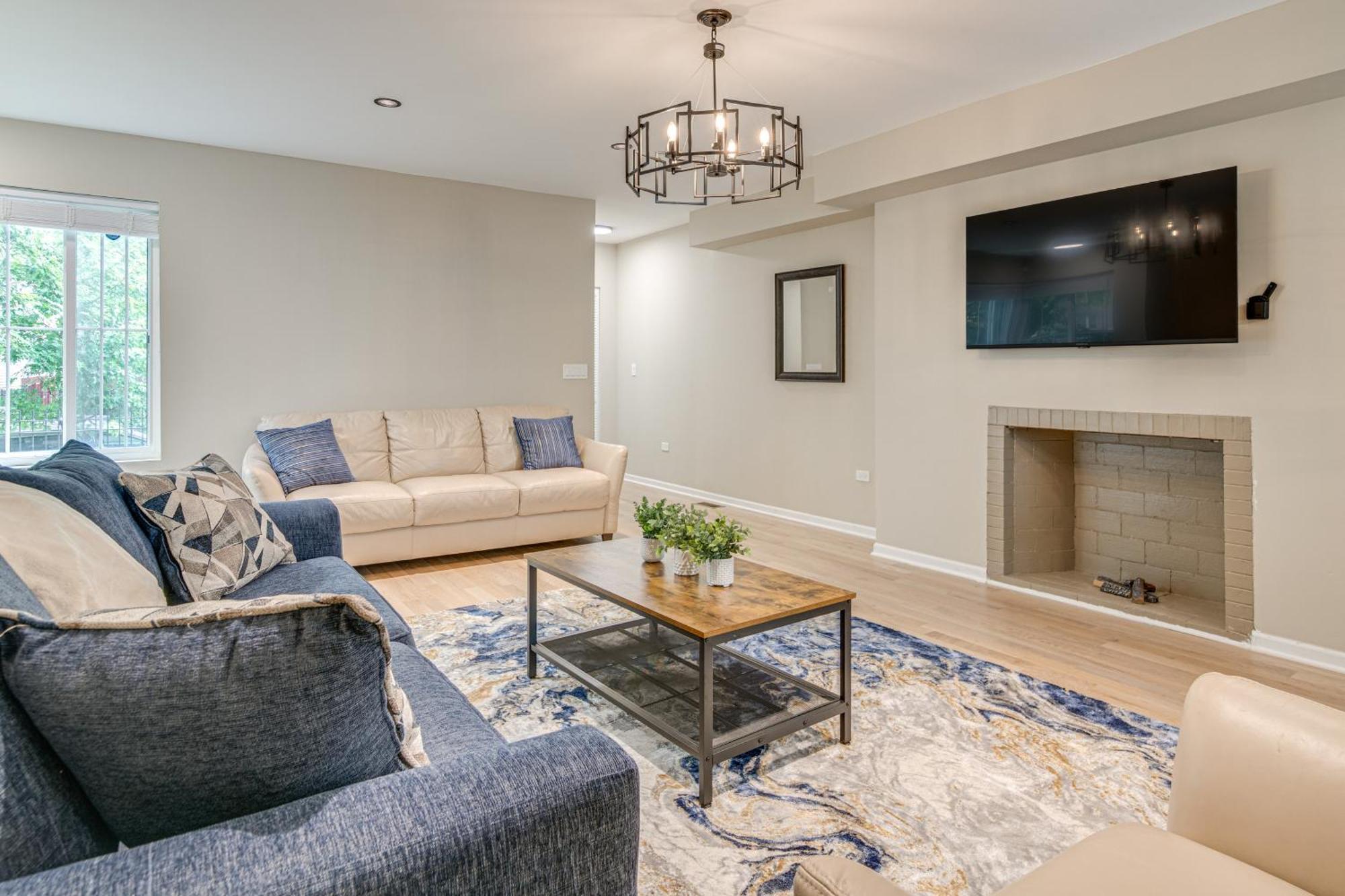 2 Mi To South Shore Urban Retreat With Yard Holiday home Chicago