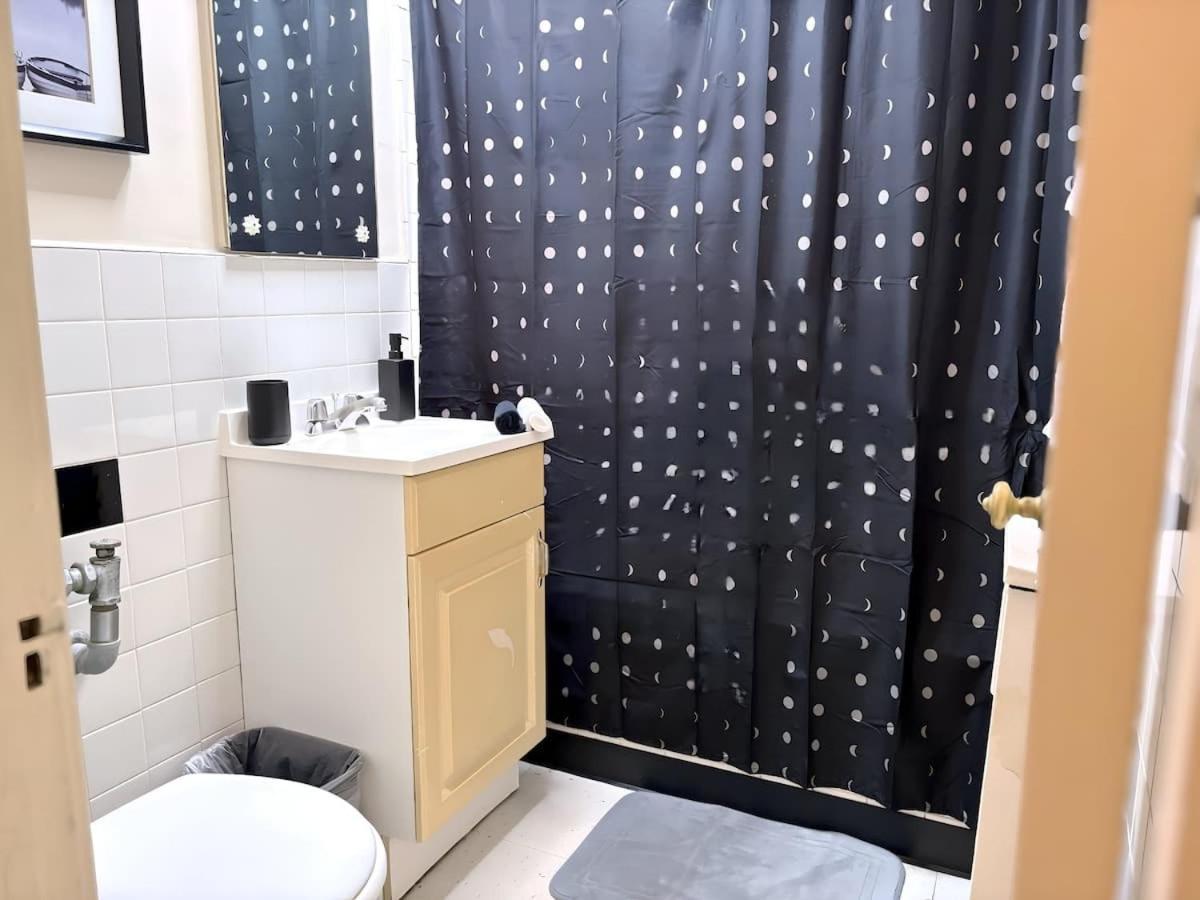 Chic Vintage In The Gold Coast - Sp 1205 *