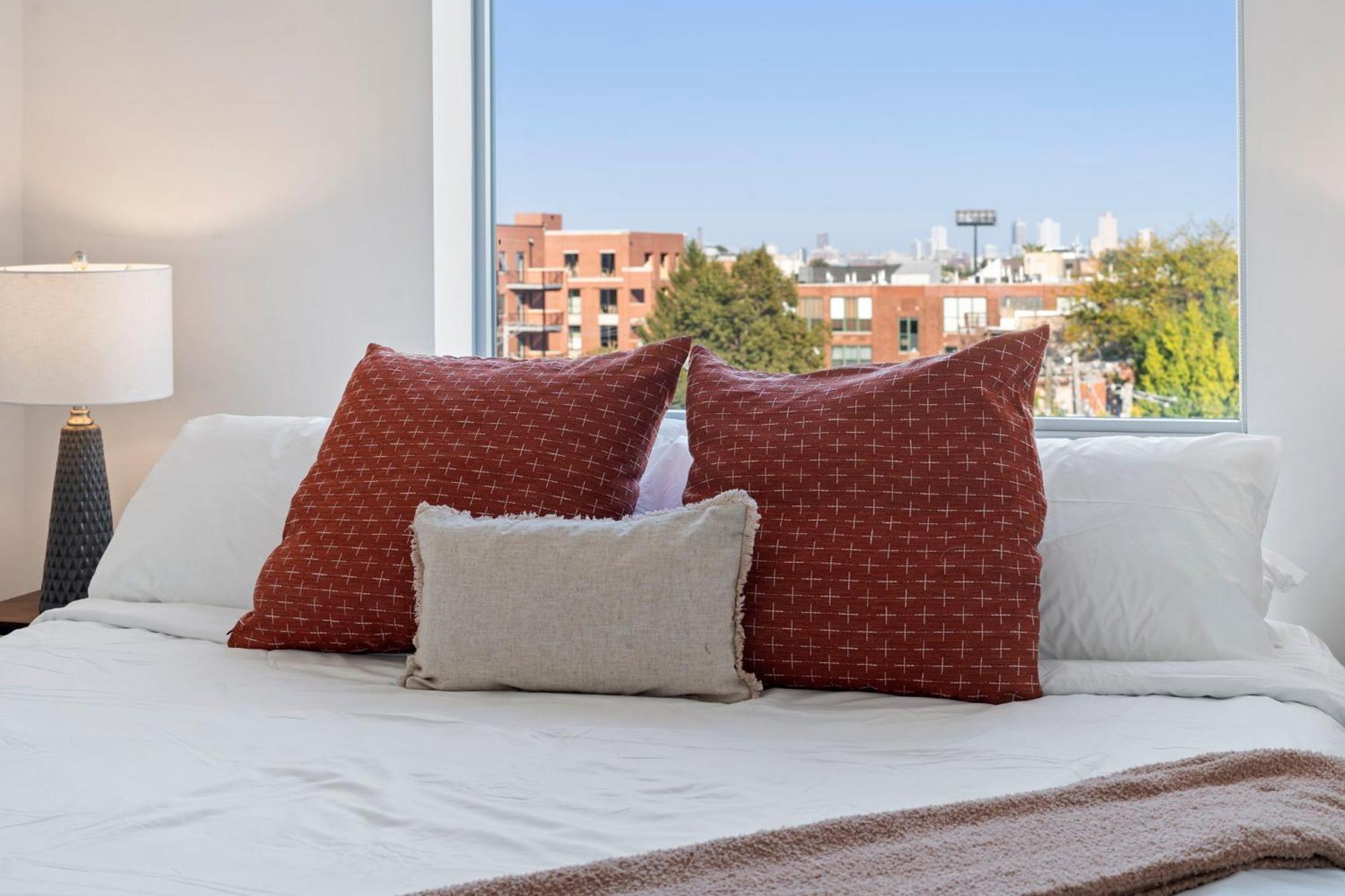 2br Loft Amazing Glass Views