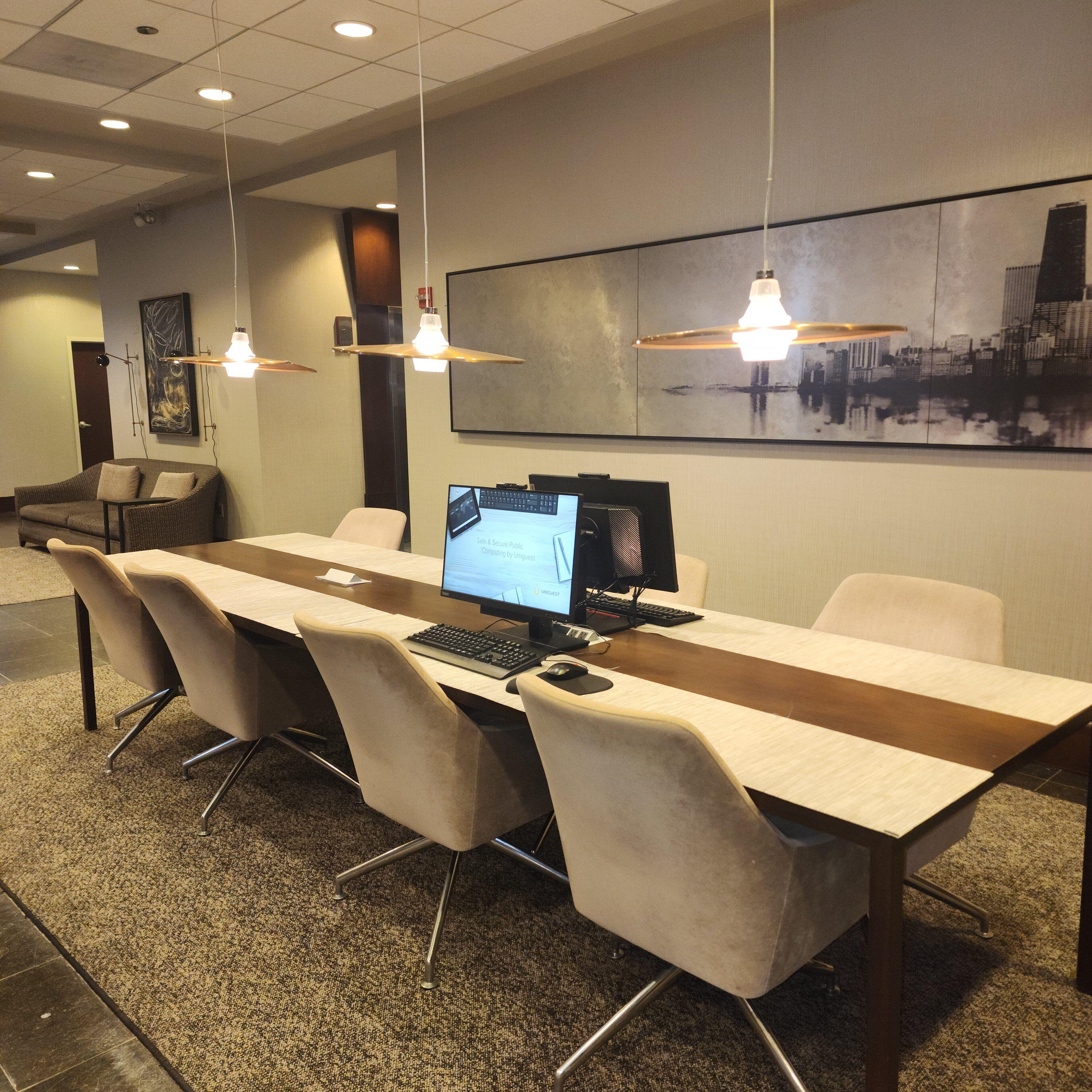 Hotel Crowne Plaza - West Loop By Ihg Chicago