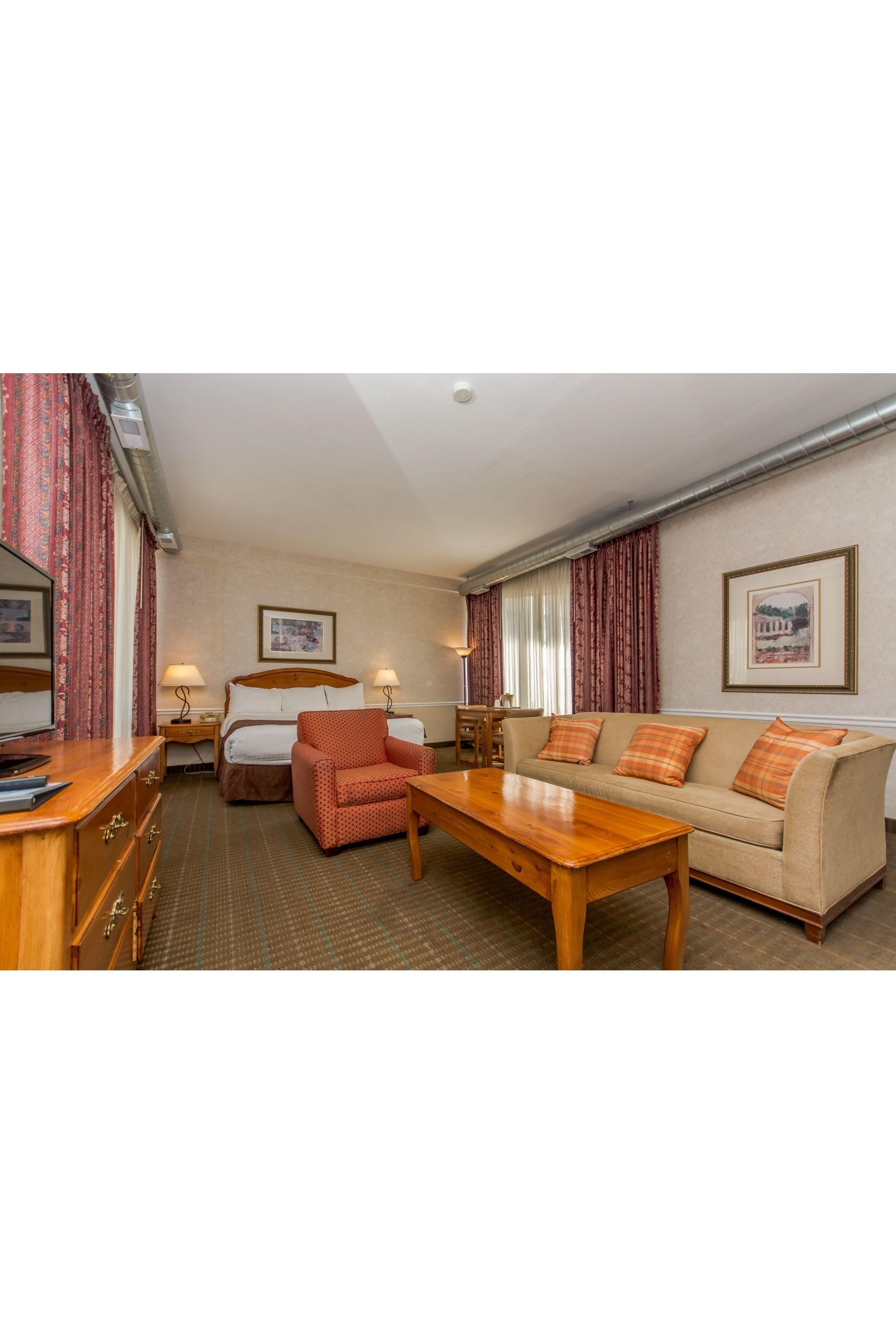 Ohio House 3* Chicago