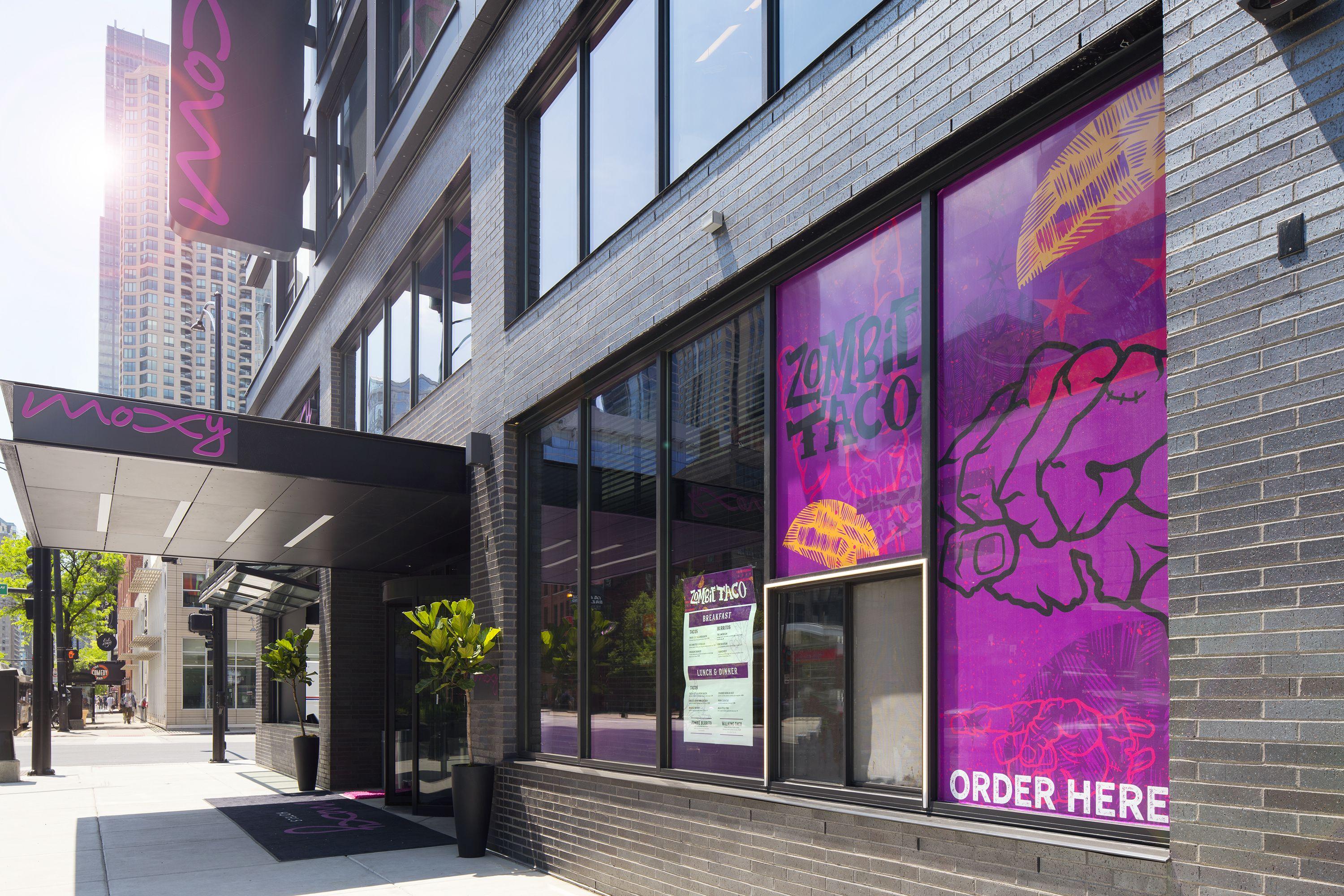 Moxy Downtown 3* Chicago
