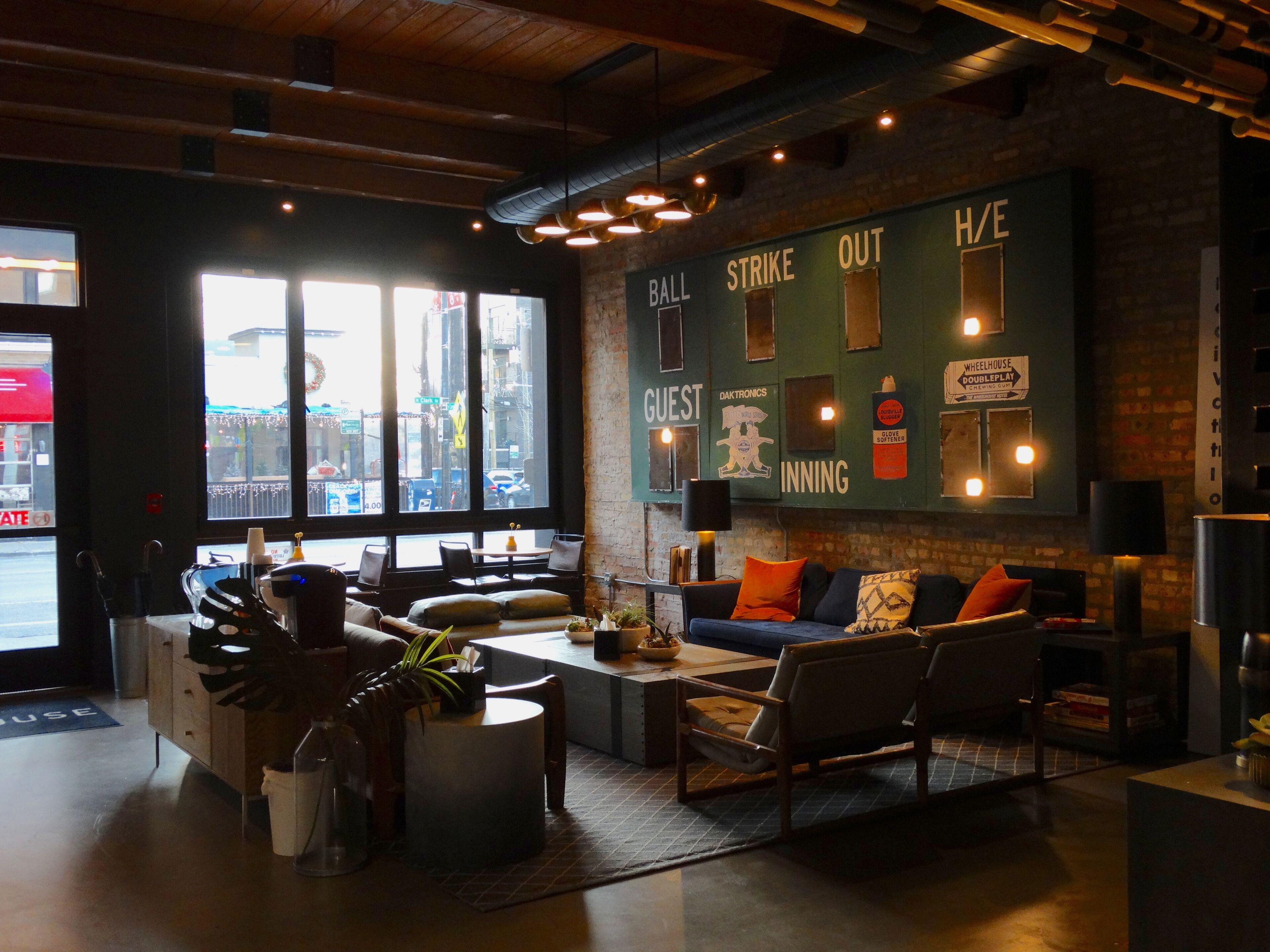 The Collection Wrigleyville 4*