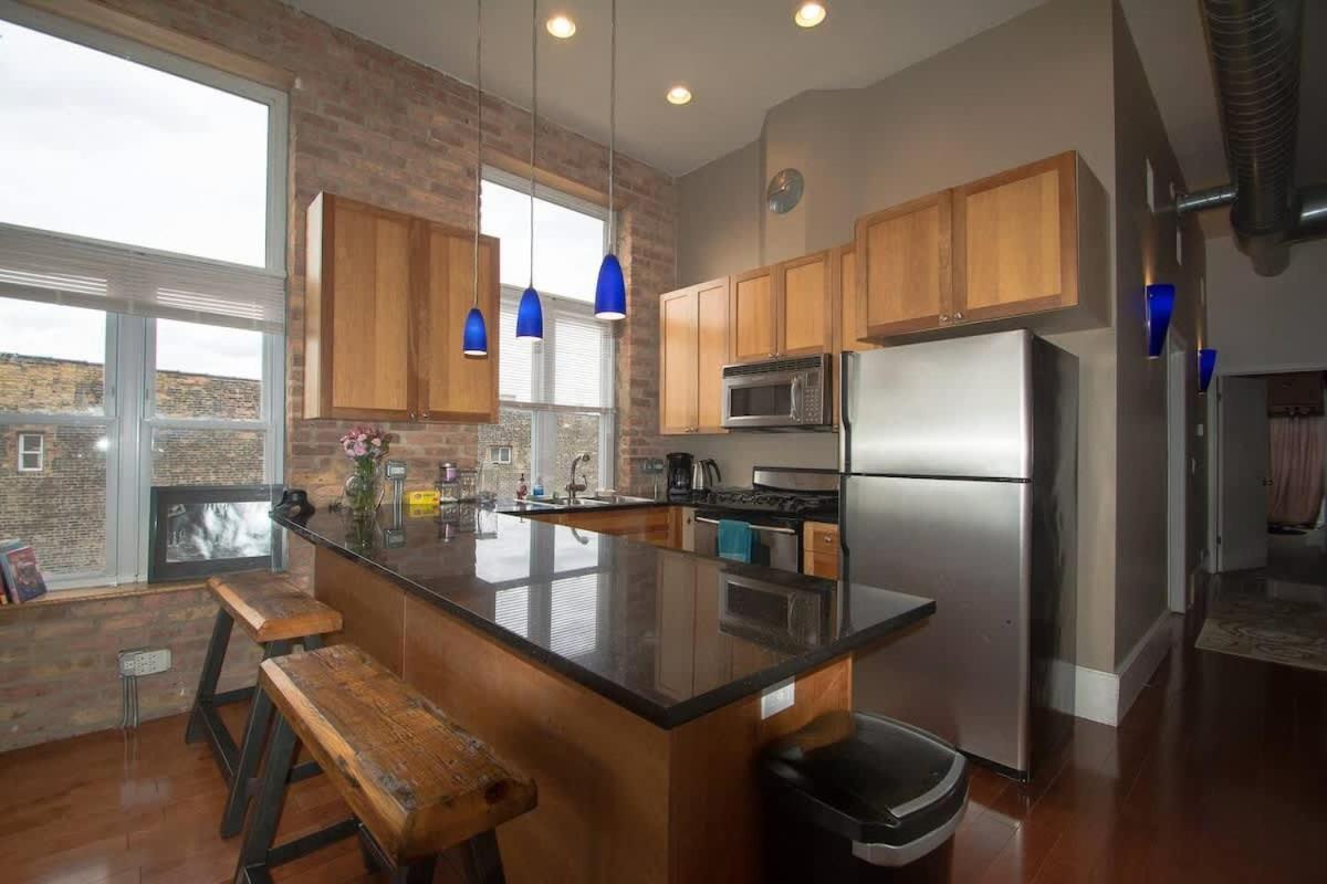 Amazing Wicker Park Penthouse With Skyline Views * Chicago