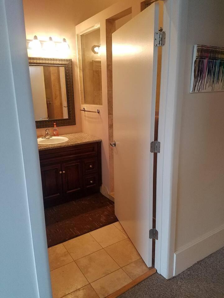 Amazing Wicker Park Penthouse With Skyline Views Chicago