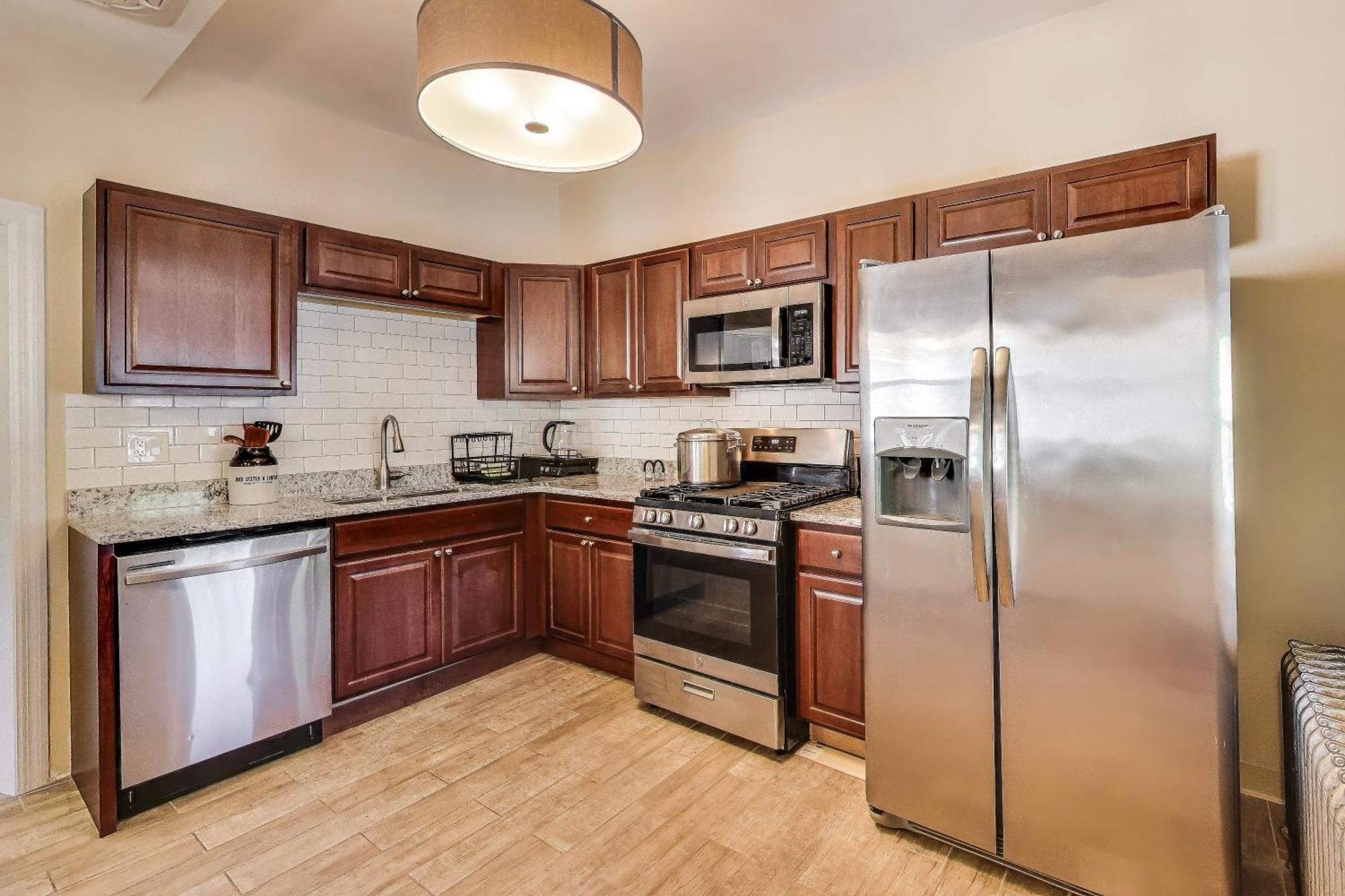 Edgewater King 1 Bd - Near Loyola, &andersonville Chicago