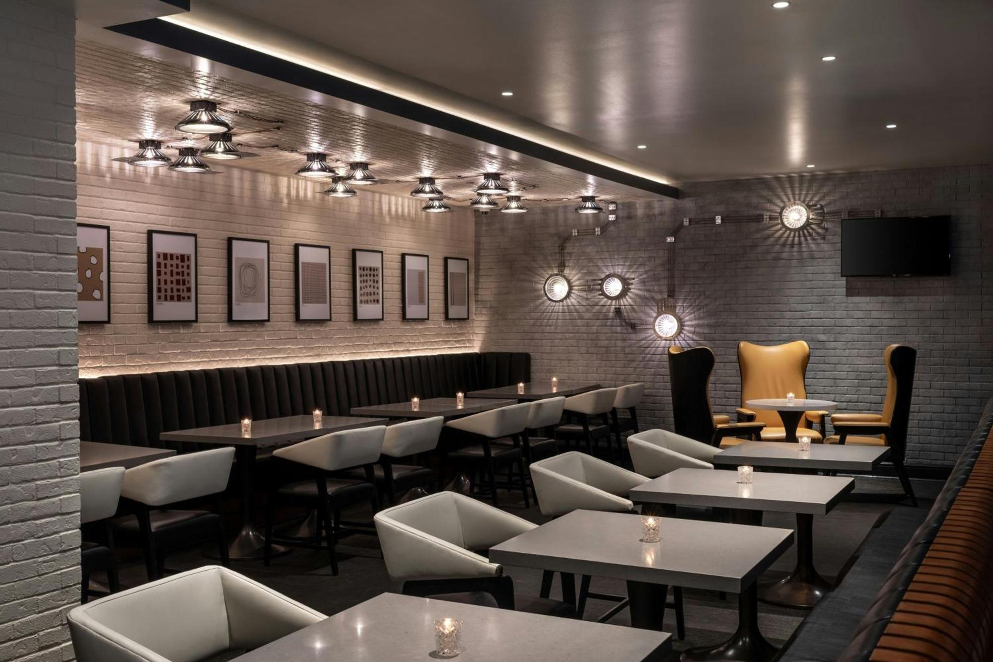 Hotel The Midland Hotel, Chicago, A Tribute Portfolio