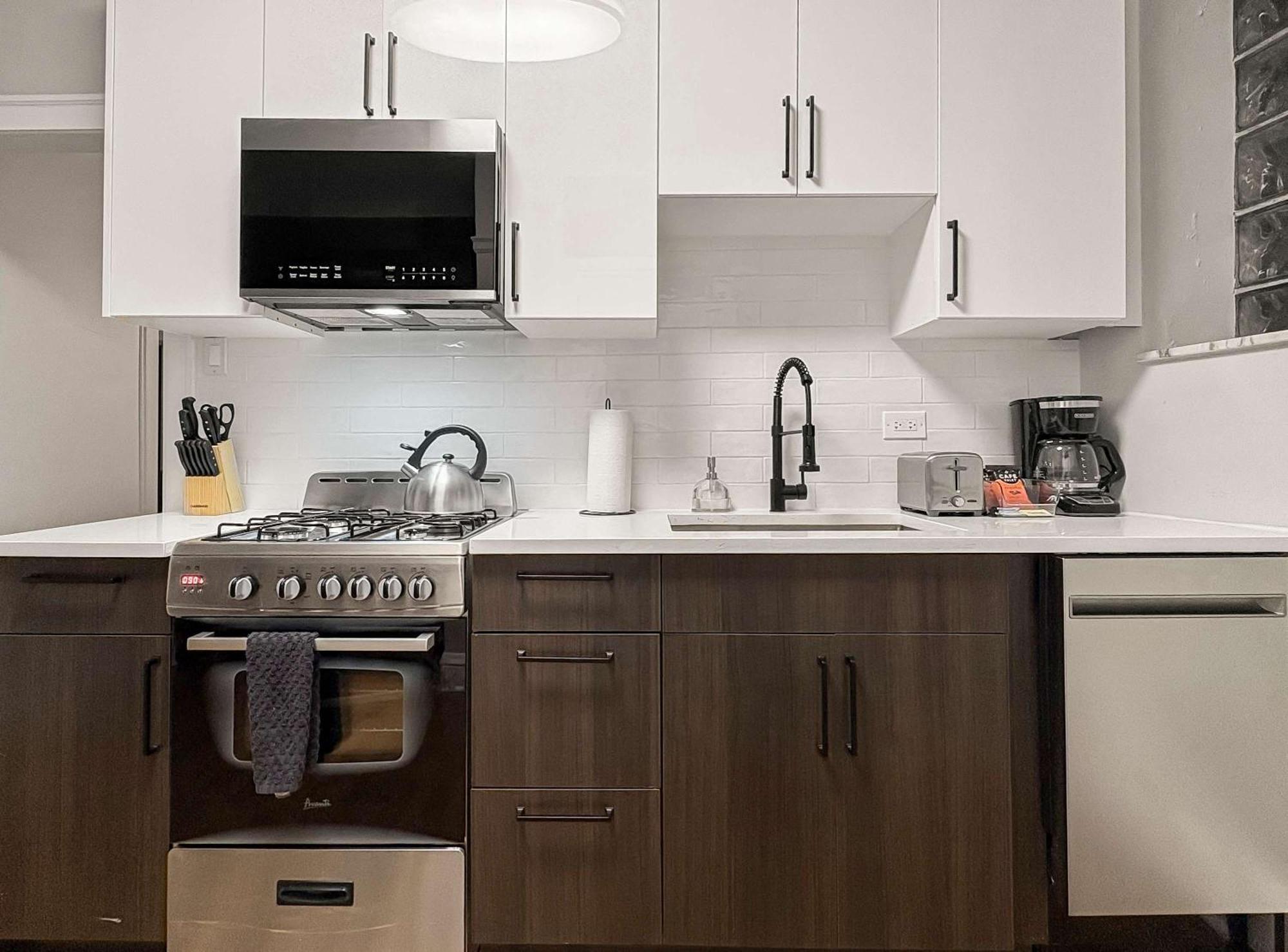 Spacious 4br Retreat - Chase E1