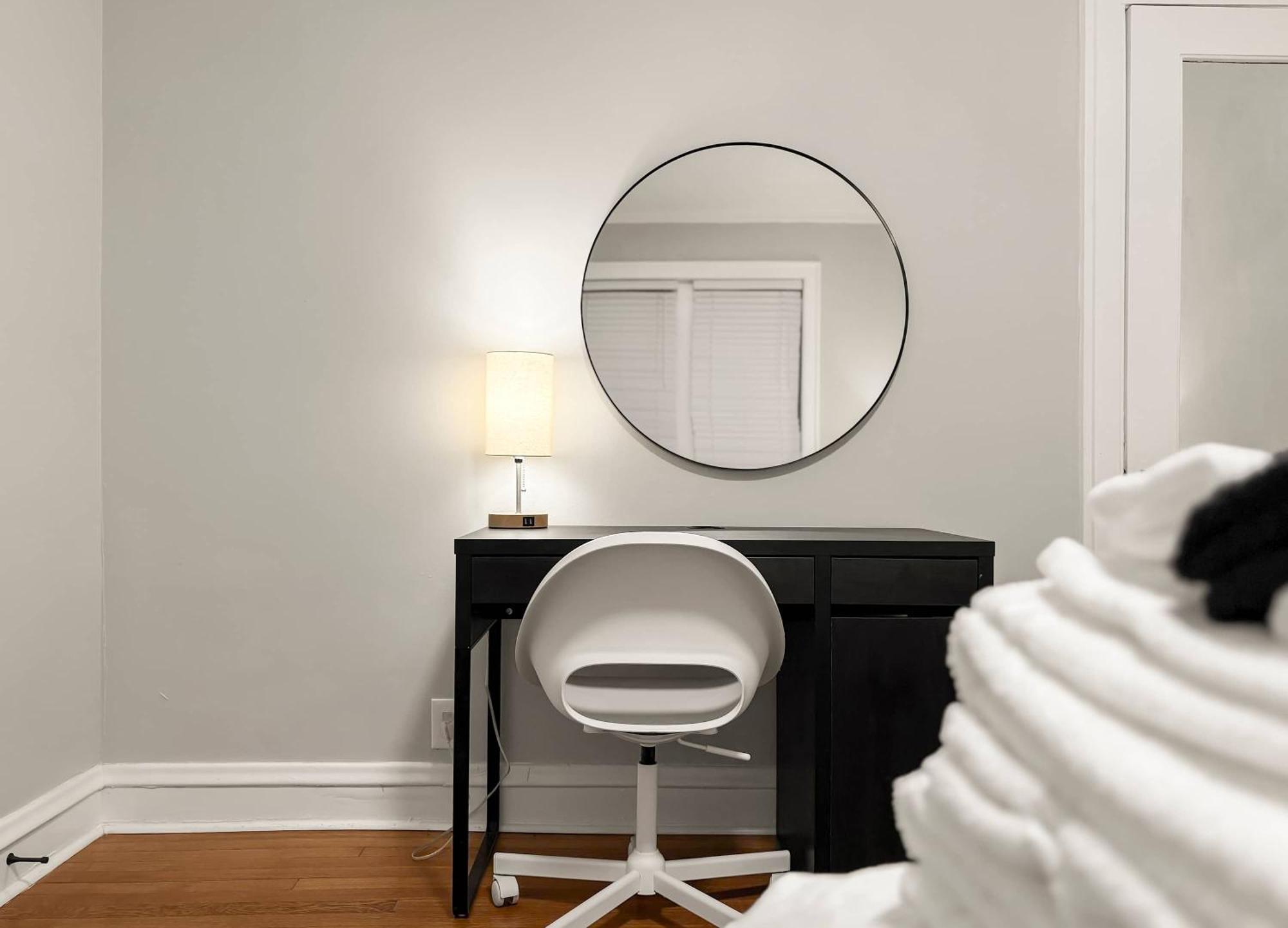 Spacious 4br Retreat - Chase E1 Apartment Chicago