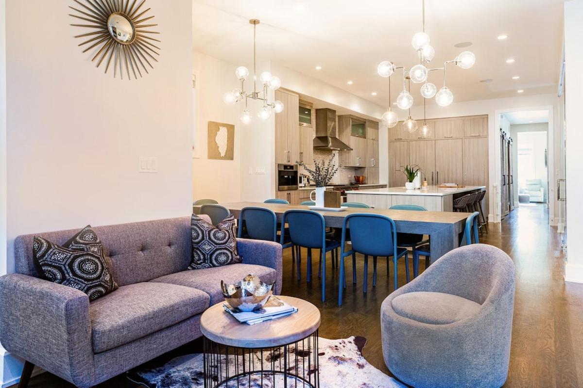 Hello Again, Chicago! Holiday home