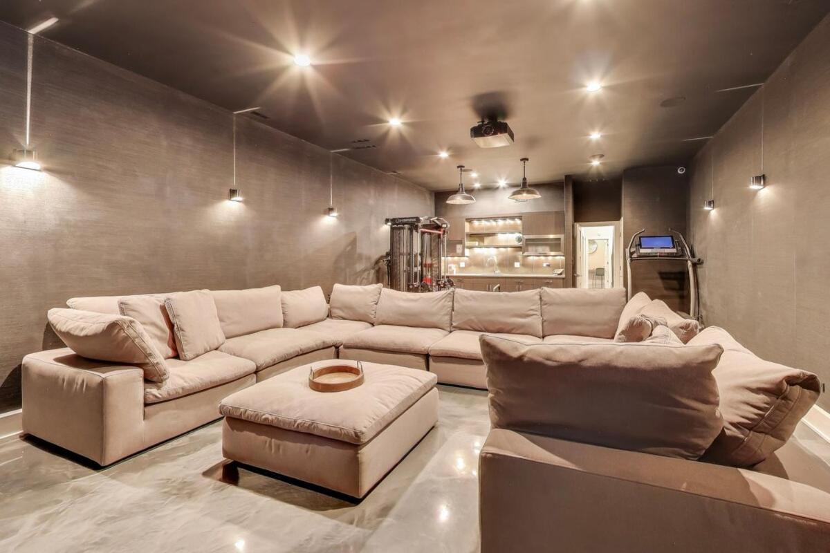 Hello Again, Chicago! Chicago