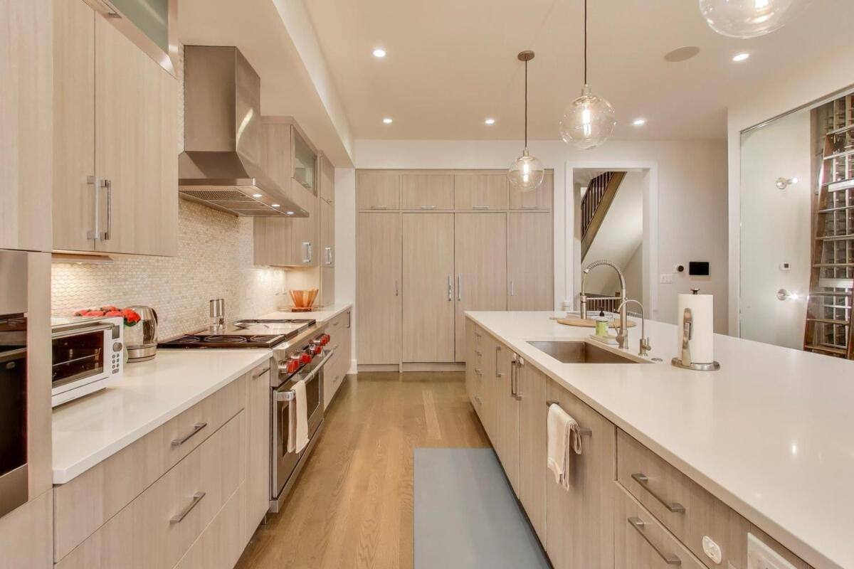 Hello Again, Chicago! *