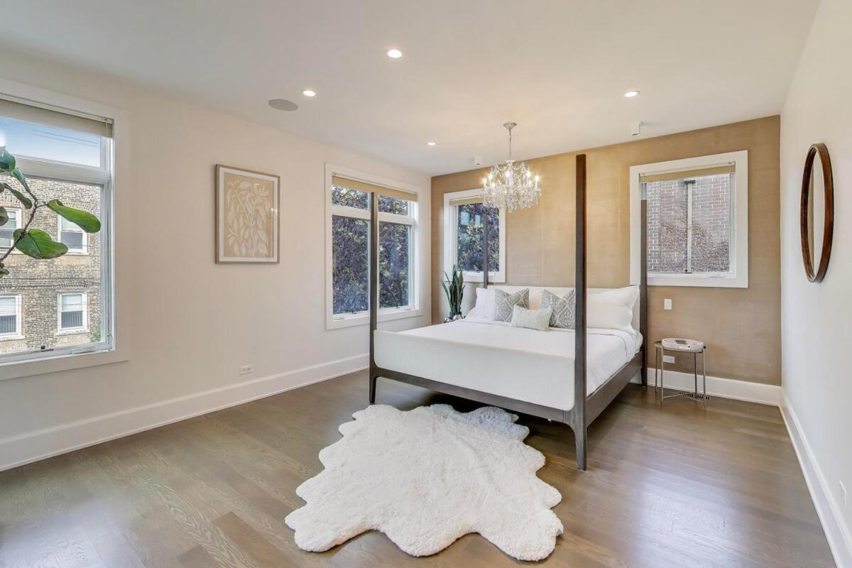 Hello Again, Chicago! Chicago