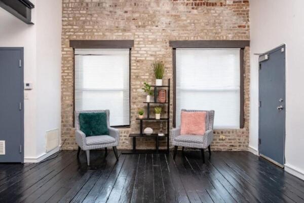 Luxury 5br South Loop, Mccormick Place, Pool Table Apartment Chicago
