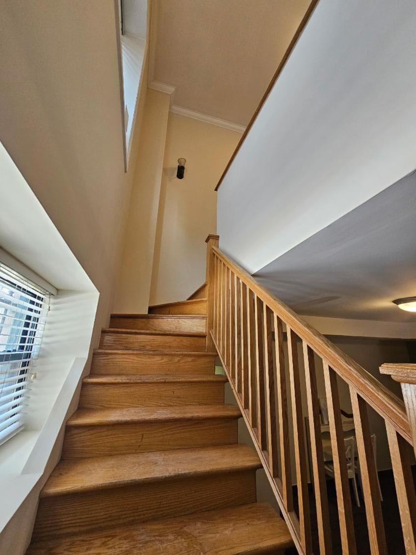 Apartment Gold Coast Downtown Sleeps 20