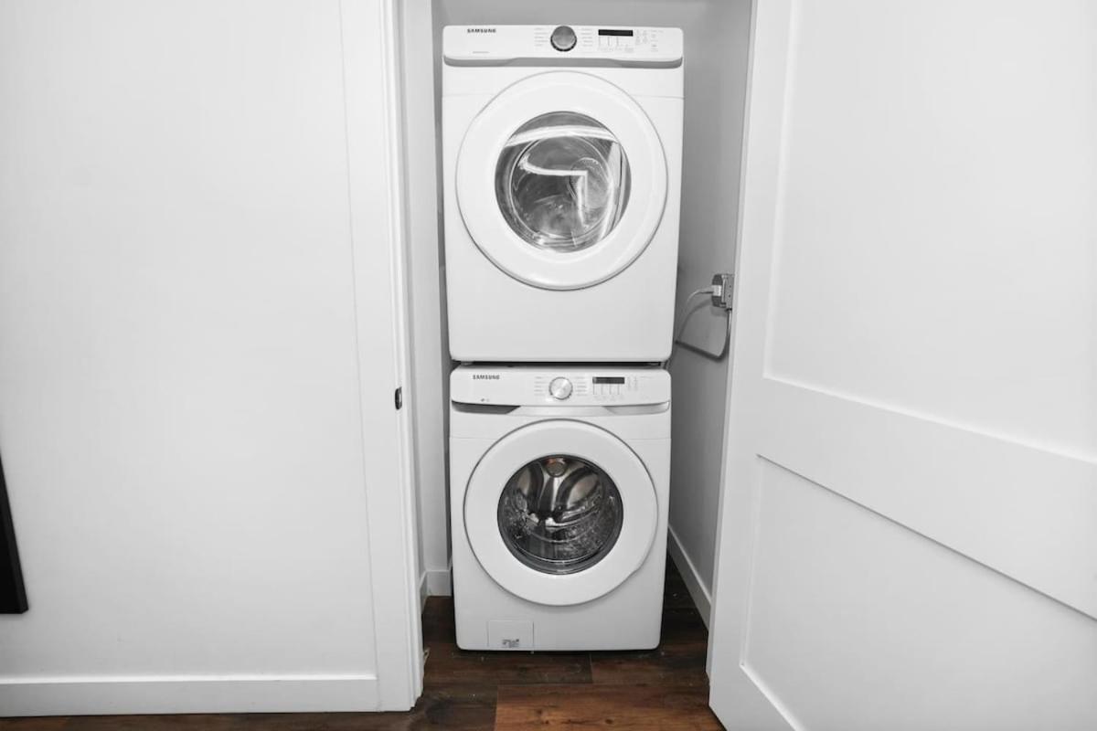 Spacious 4br Near Mccormick Place & Chinatown Apartment Chicago