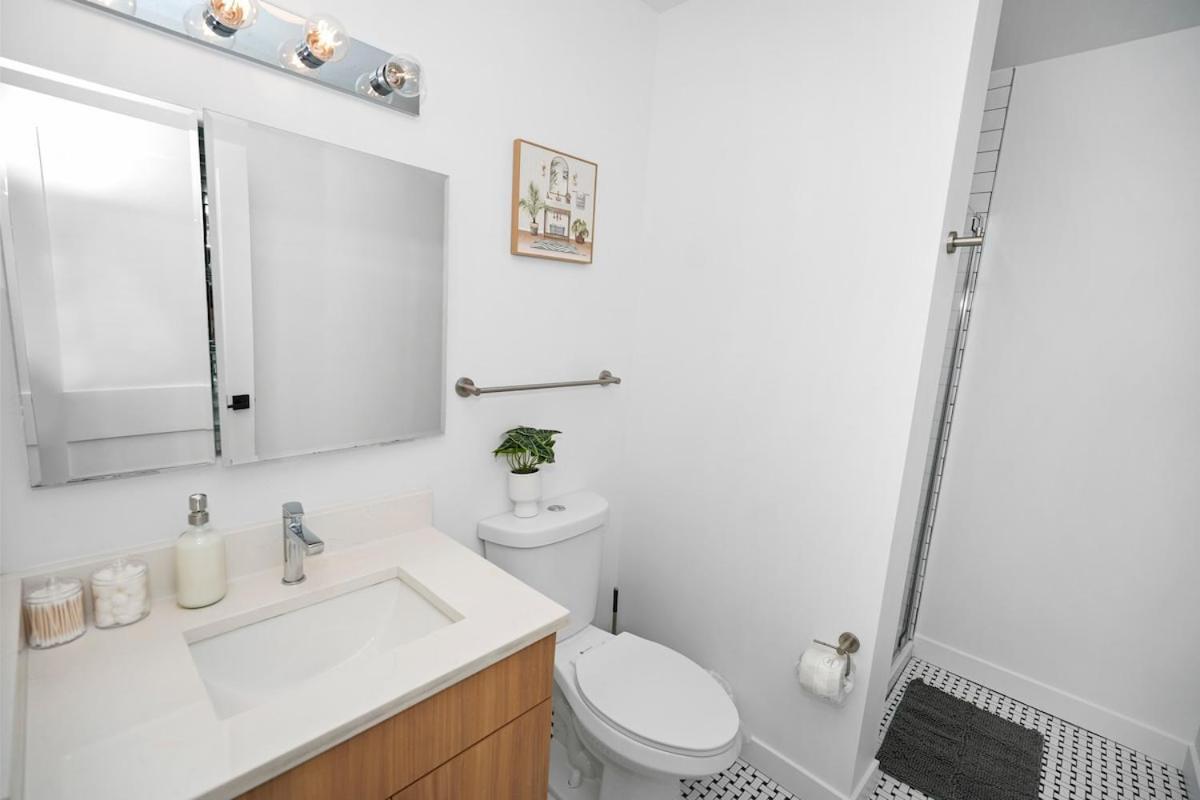 4br South Loop By Soldier Field Area Apartment *
