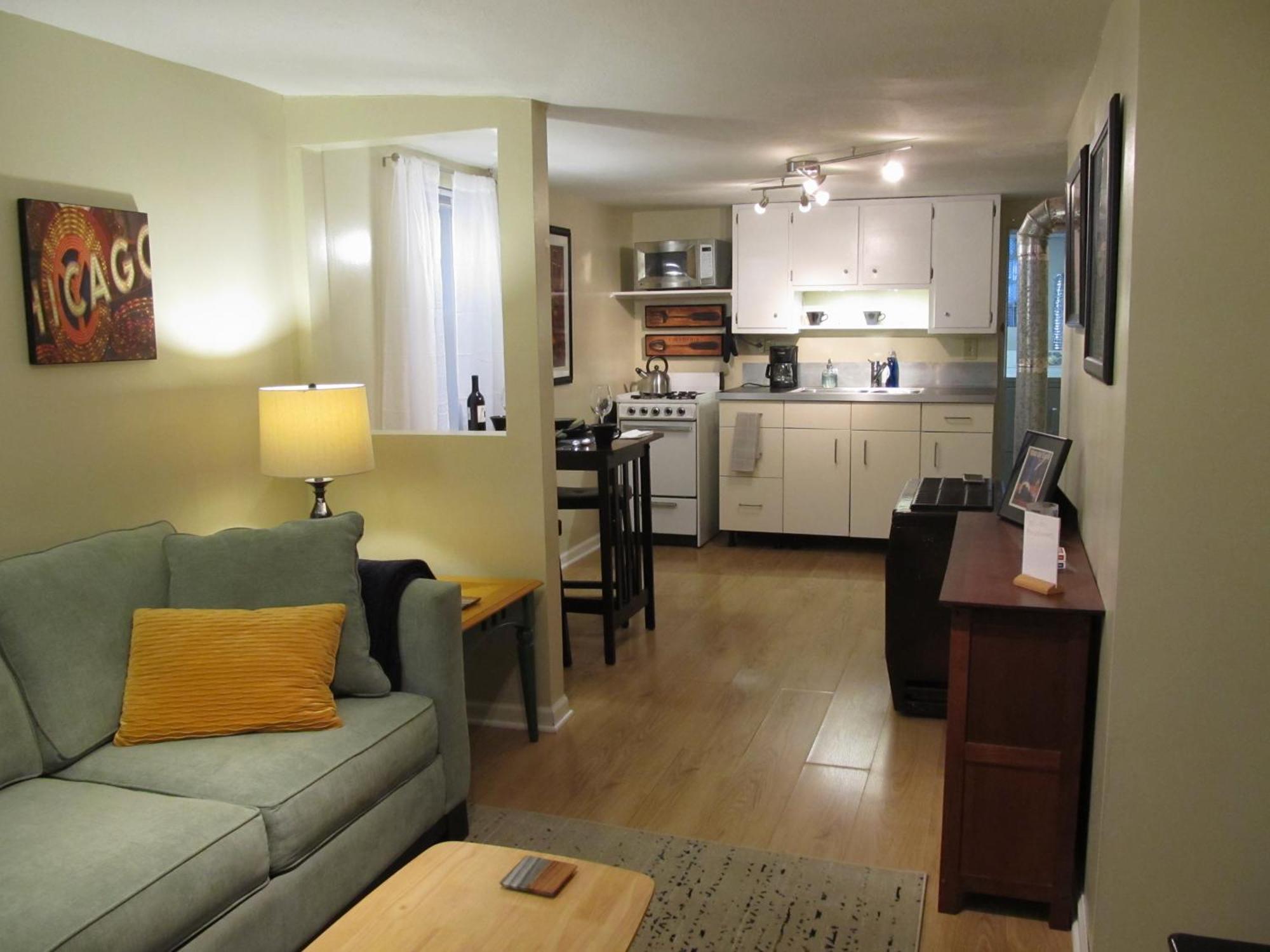 Apartment Cozy Vintage Near Downtown