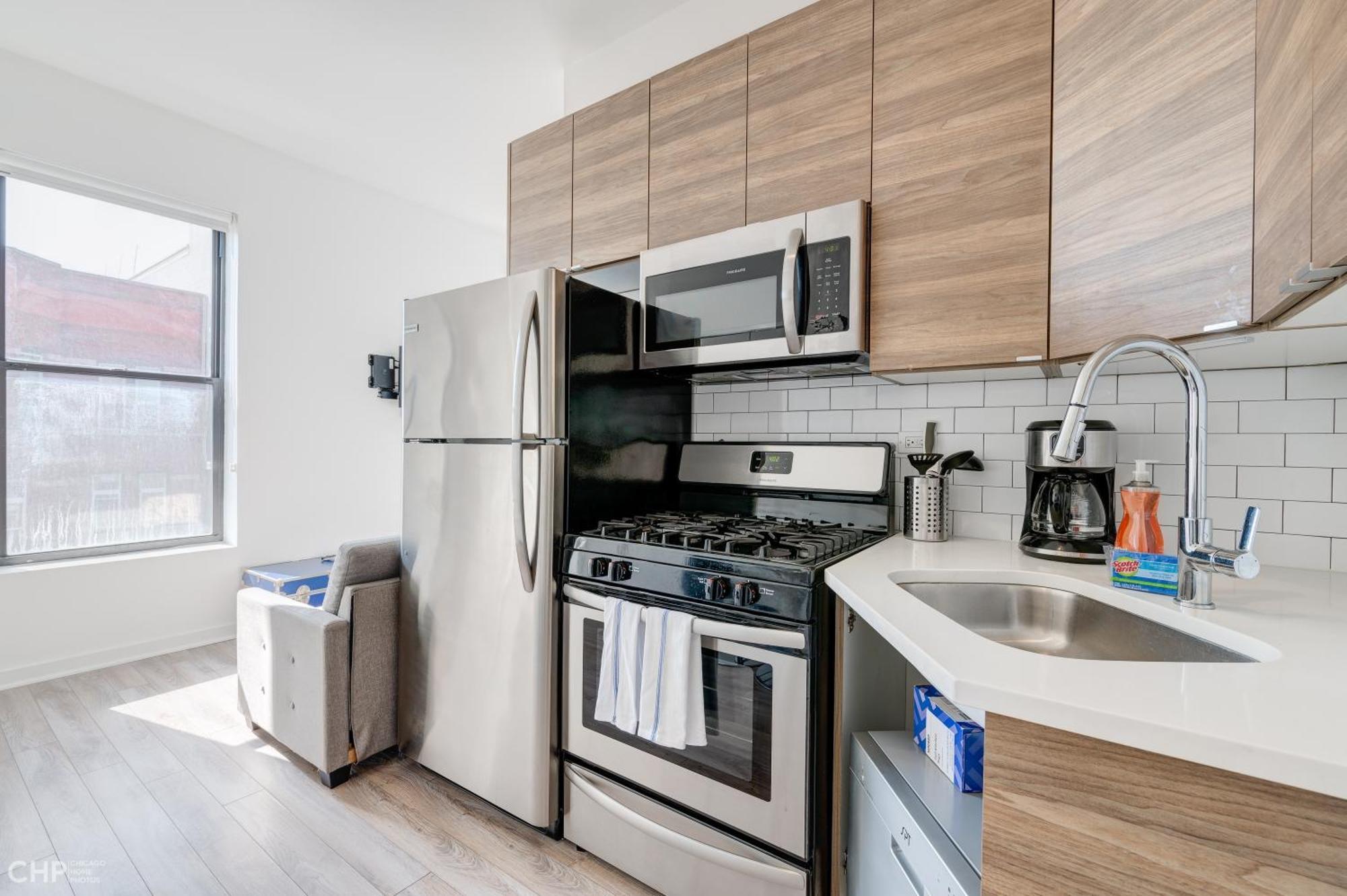Second Floor By 747 Lofts Chicago
