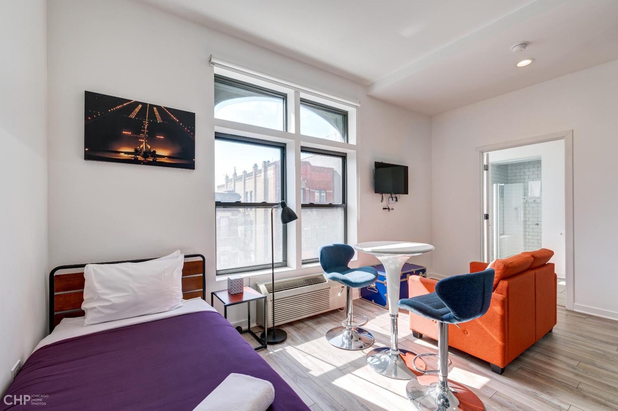 Second Floor By 747 Lofts Hotel Chicago
