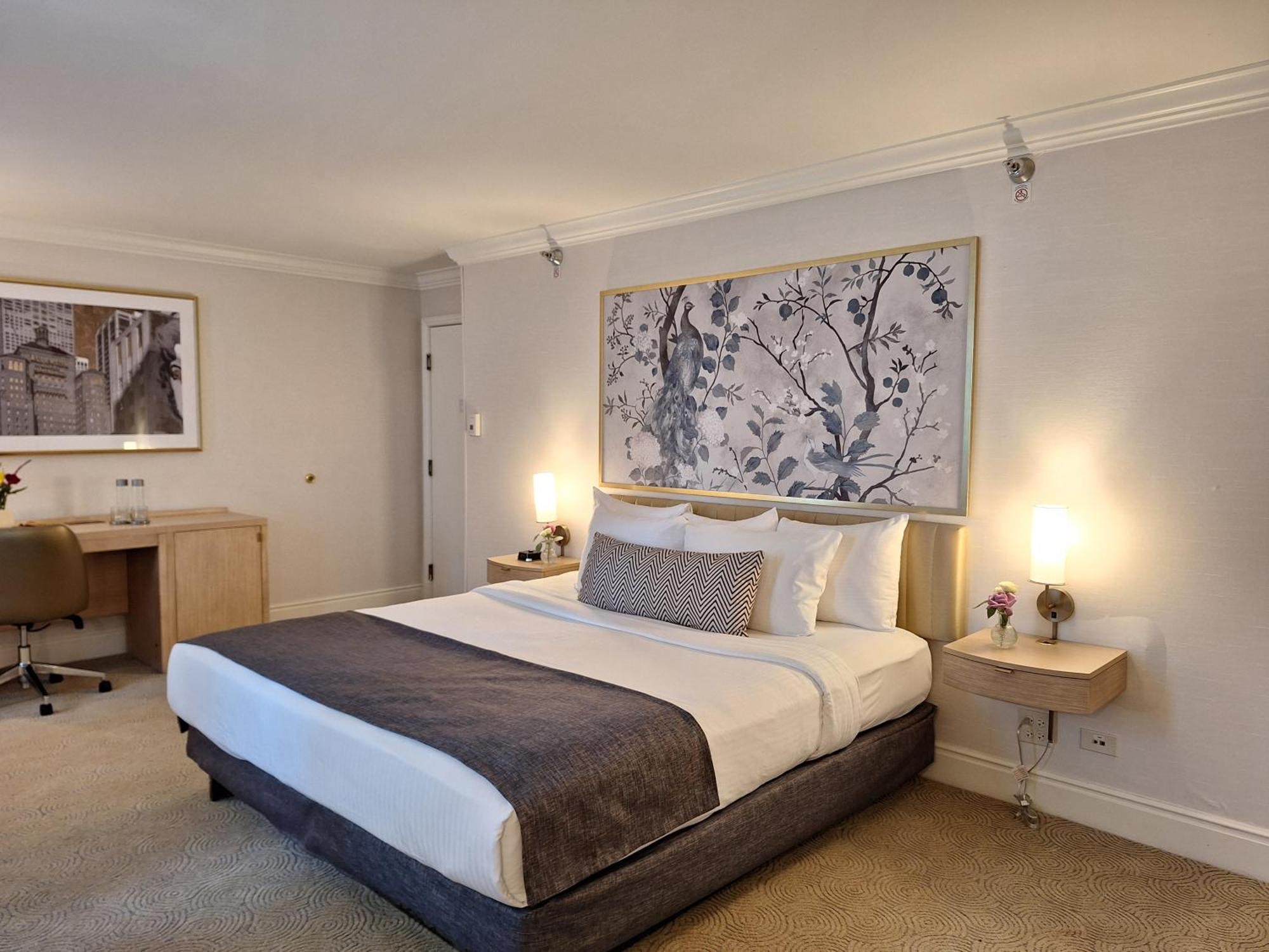 Warwick Allerton Hotel