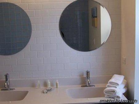 House 5863- Chicago's Premier Chicago