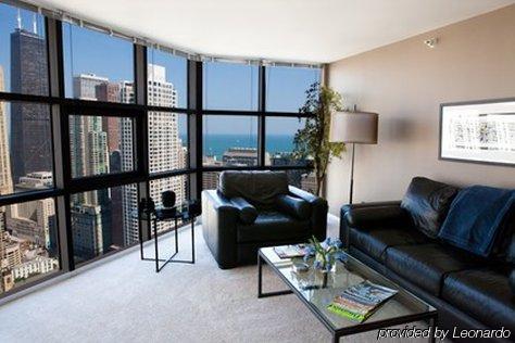 The Penthouse At Grand Plaza Aparthotel Chicago