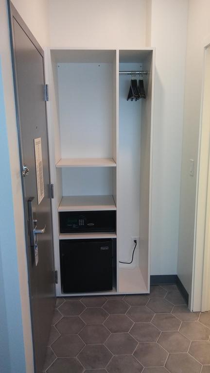 Motel Ohio House Chicago