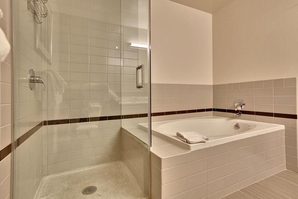 Bridgestreet At State And Grand 4* Chicago