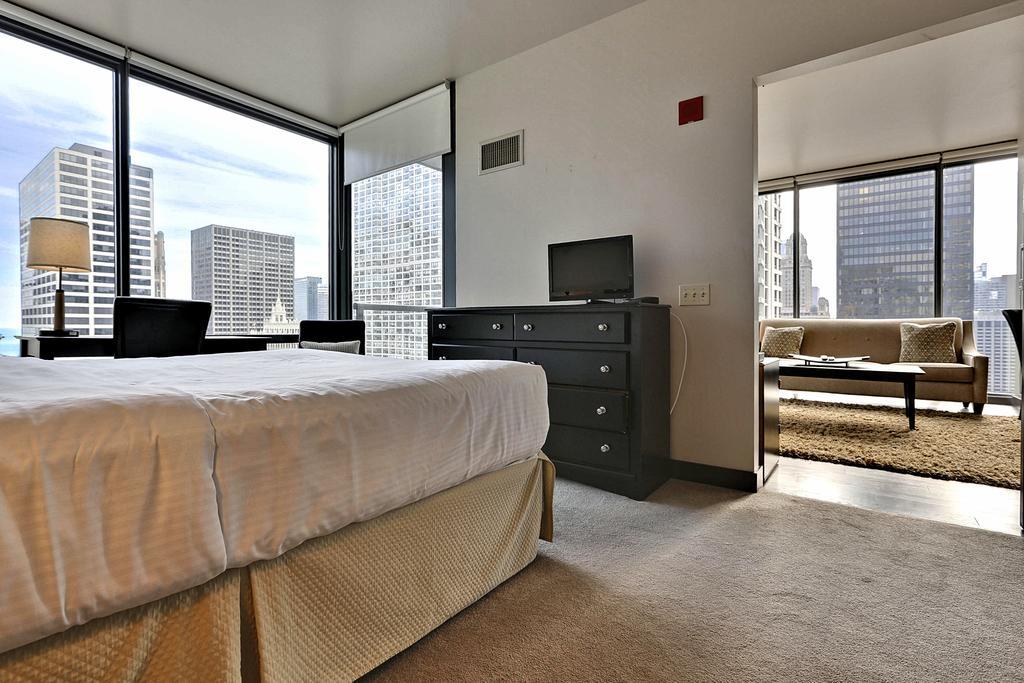 Bridgestreet At State And Grand