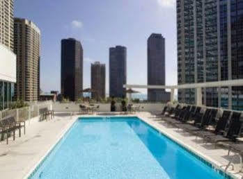 Bridgestreet At State And Grand Aparthotel Chicago