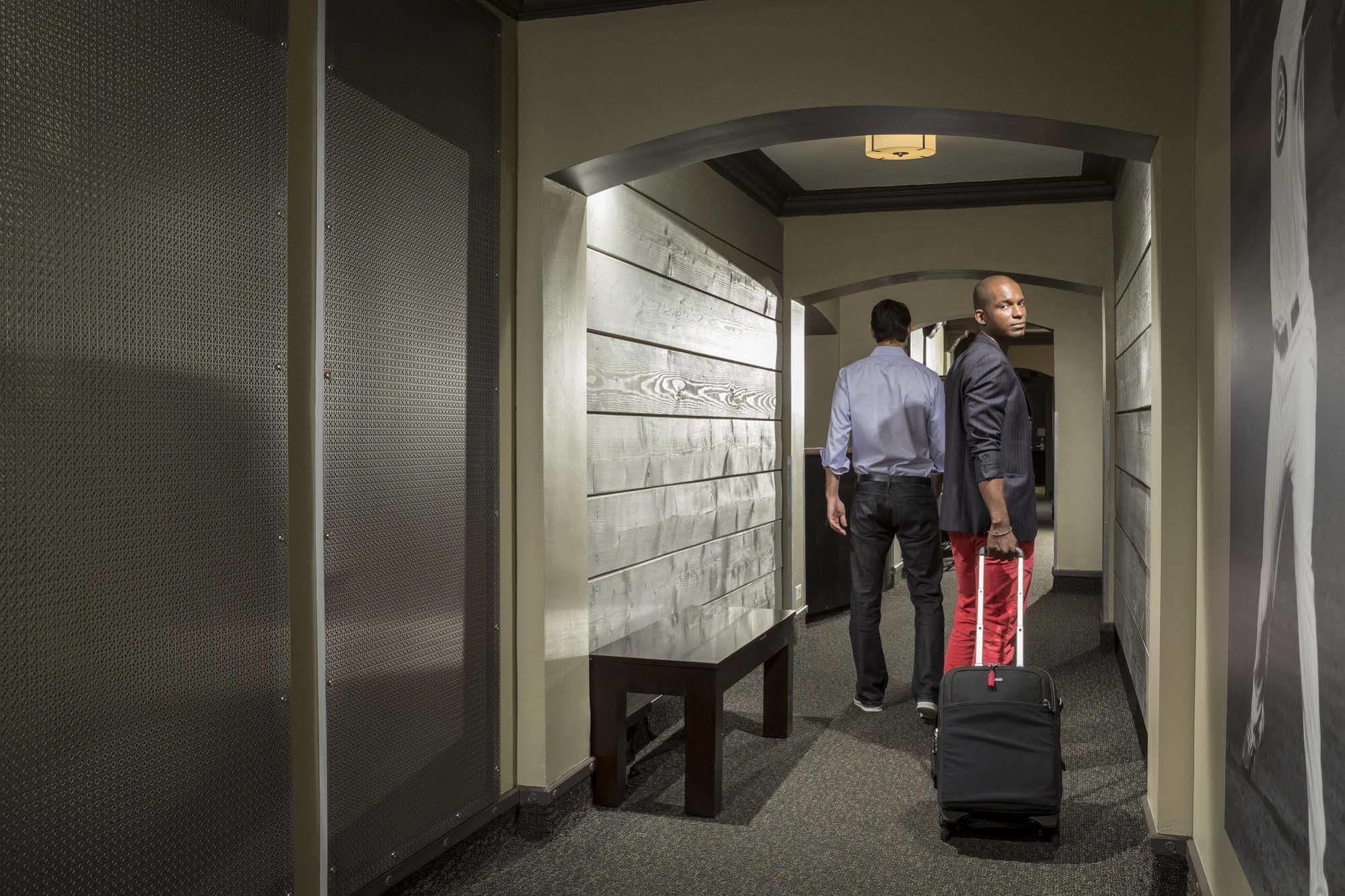 City Suites Hotel 3*