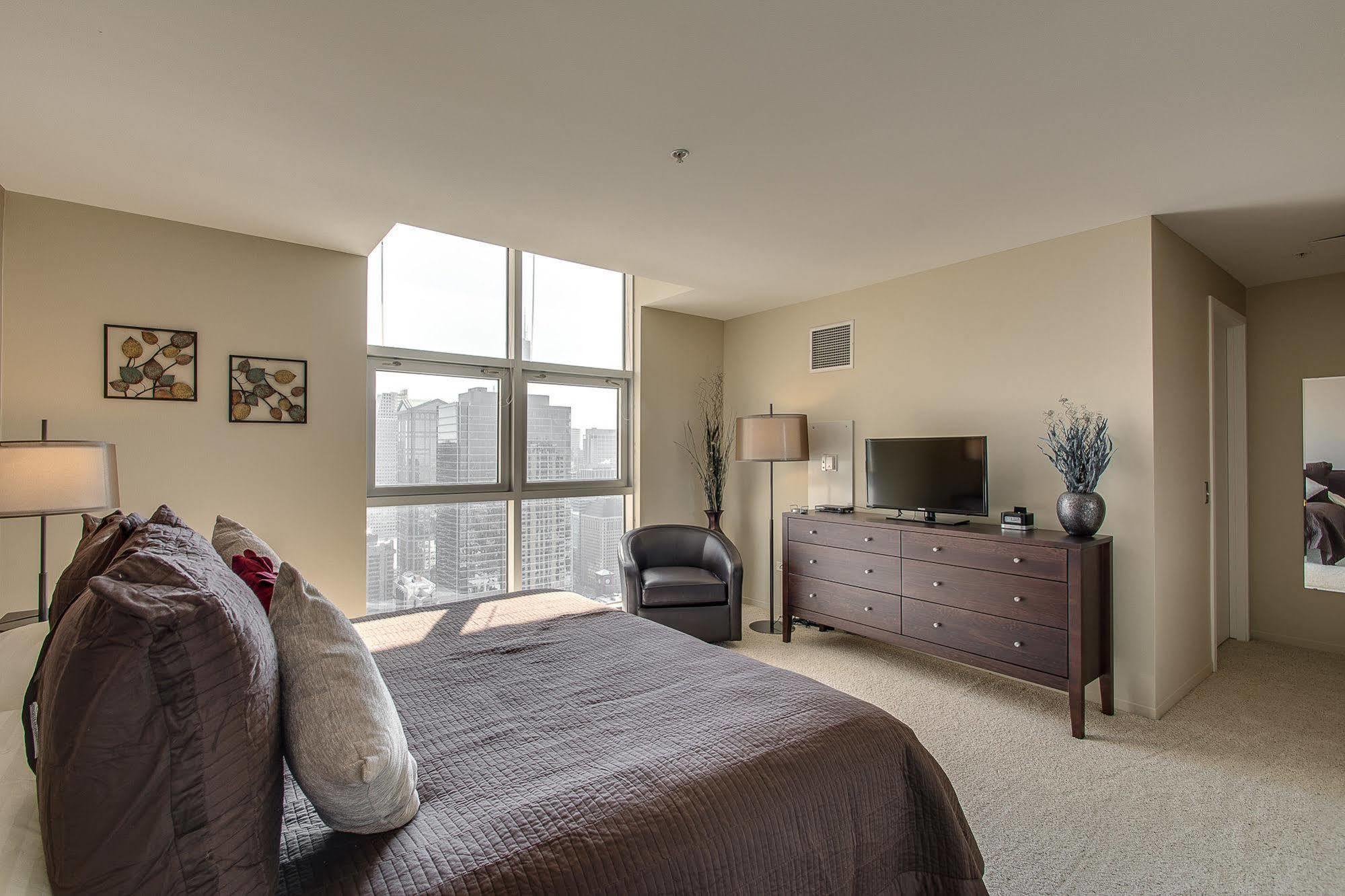 The Penthouse At Grand Plaza 4*