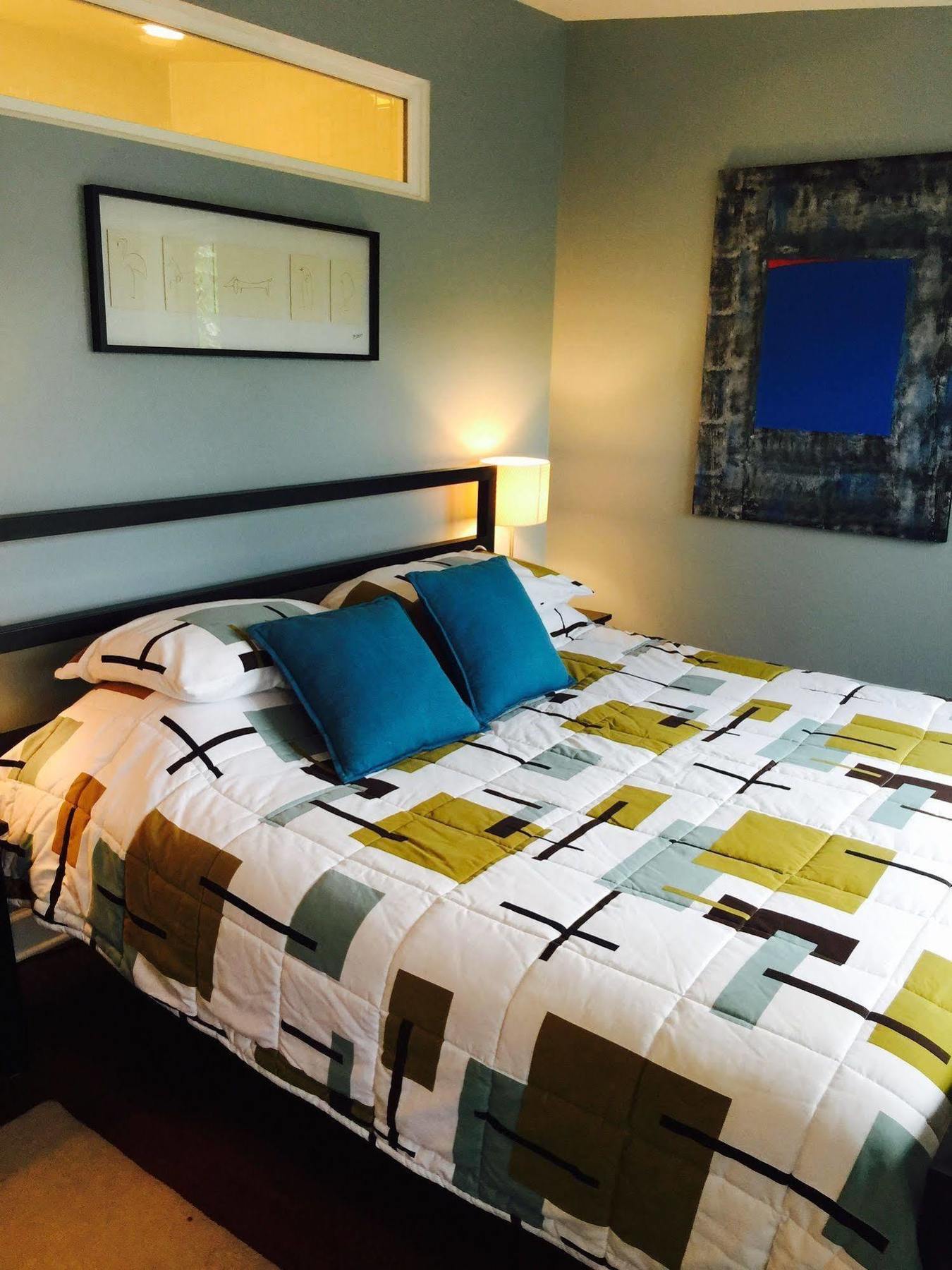 Bed & Breakfast House 5863- Chicago's Premier 4*