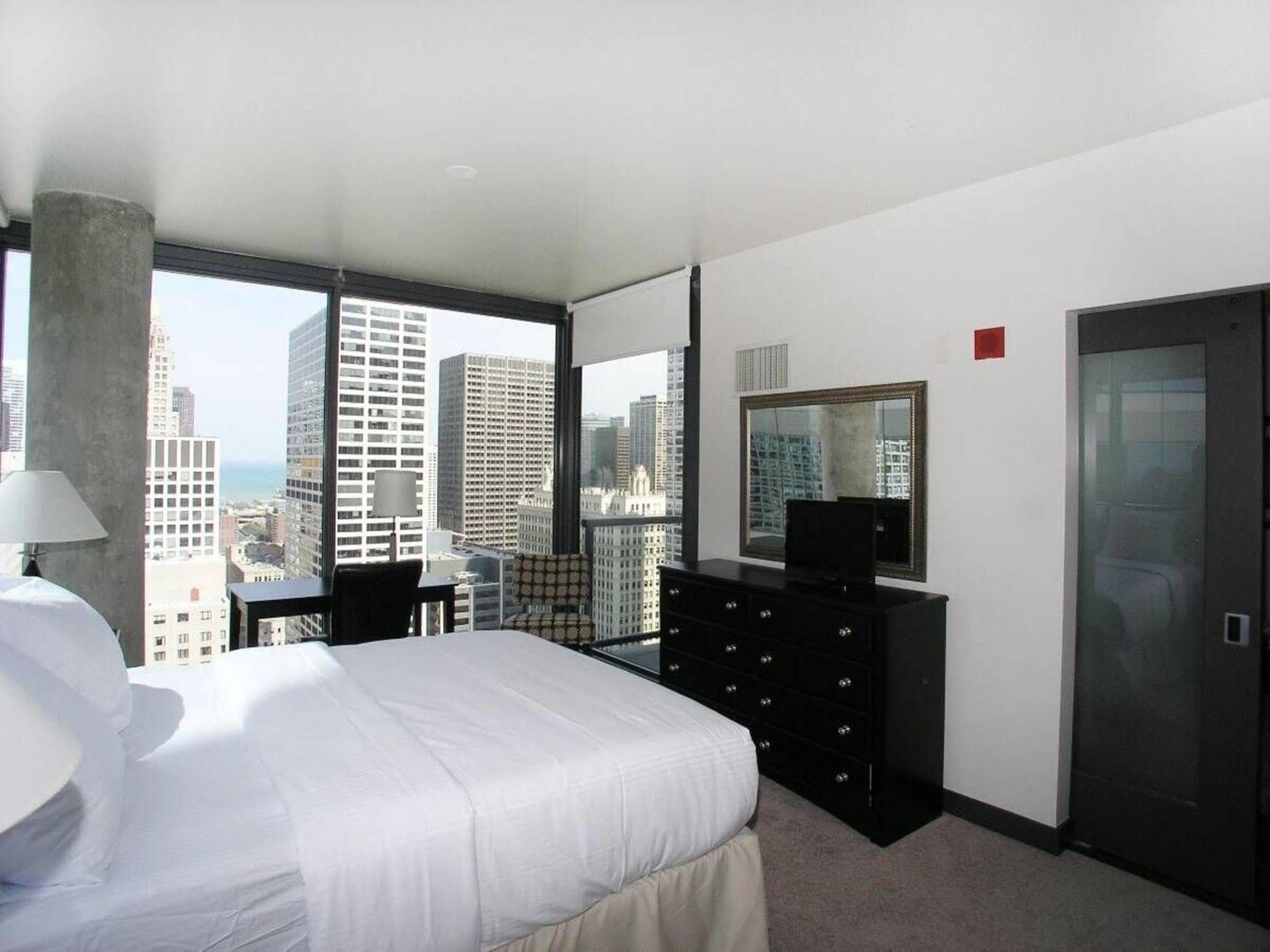 Aparthotel Bridgestreet At State And Grand