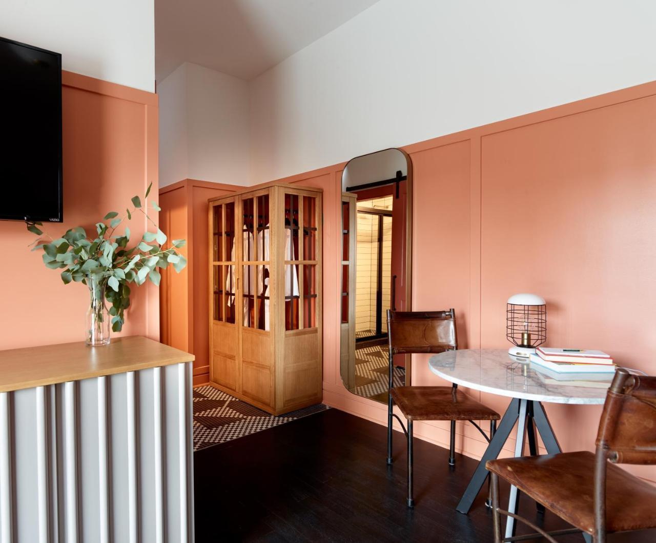 The Collection Wrigleyville Hotel 4*