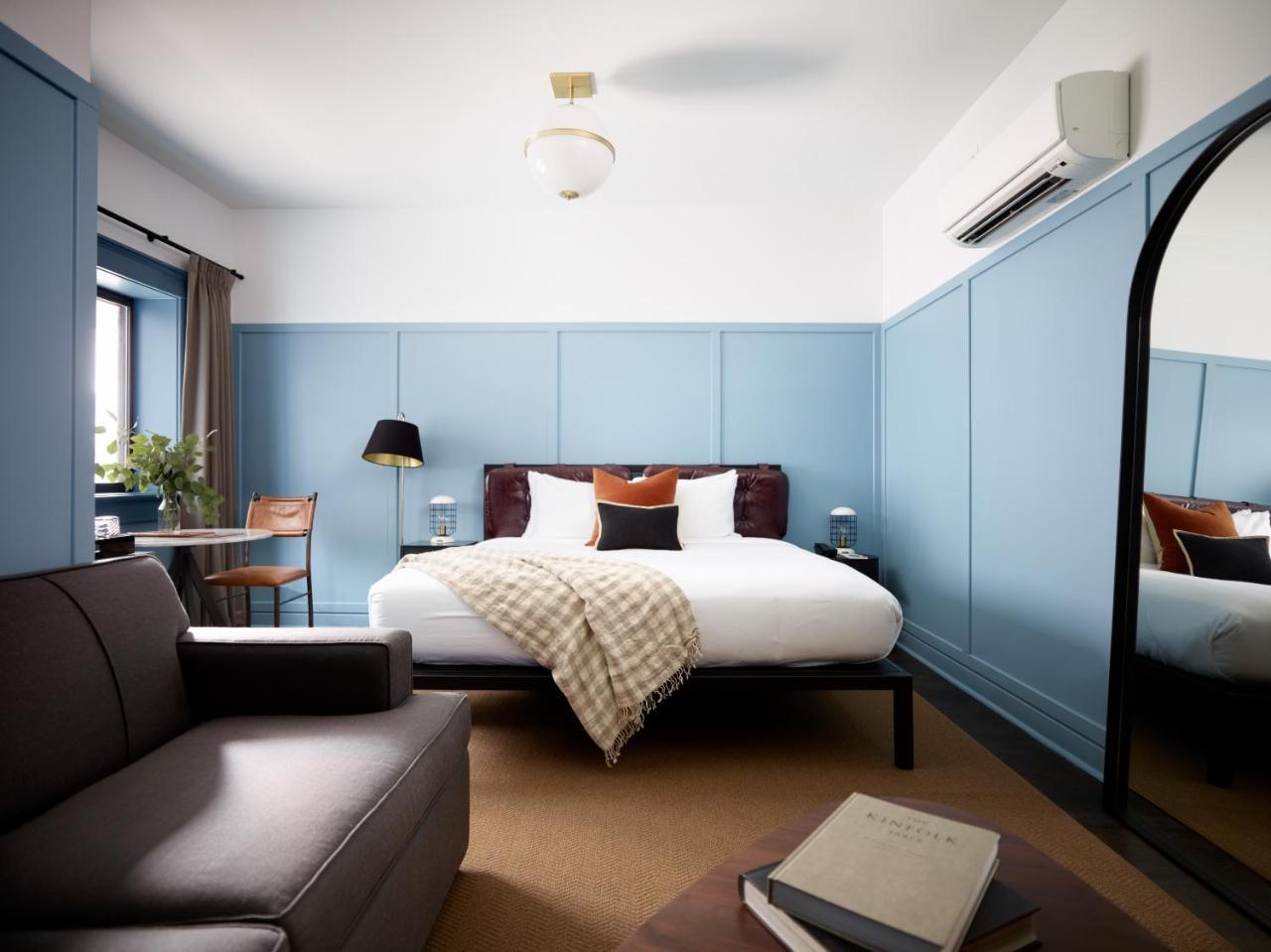 The Collection Wrigleyville Chicago