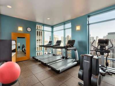 Hilton Magnificent Mile Hotel Chicago