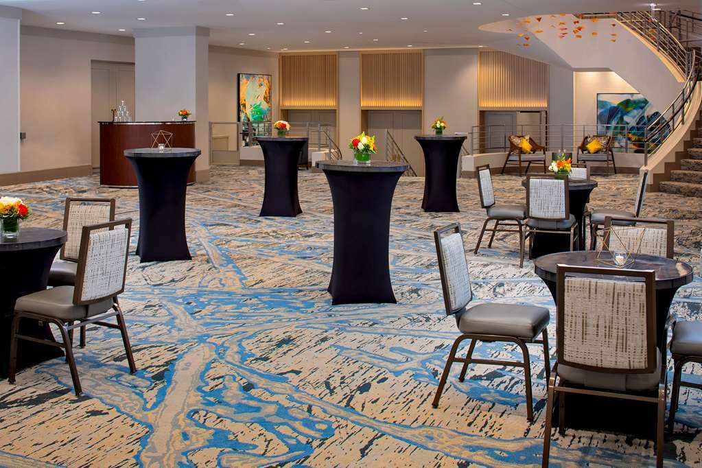 Hotel Doubletree By Hilton Magnificent Mile Chicago