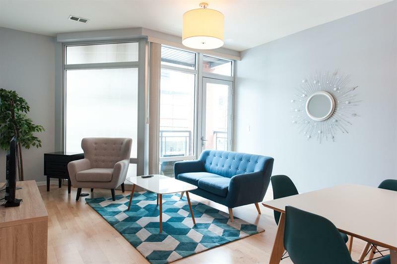 Artsy 2br In Lincoln Park By Sonder