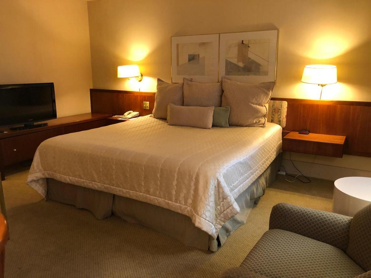 The At The Standard Club 3*