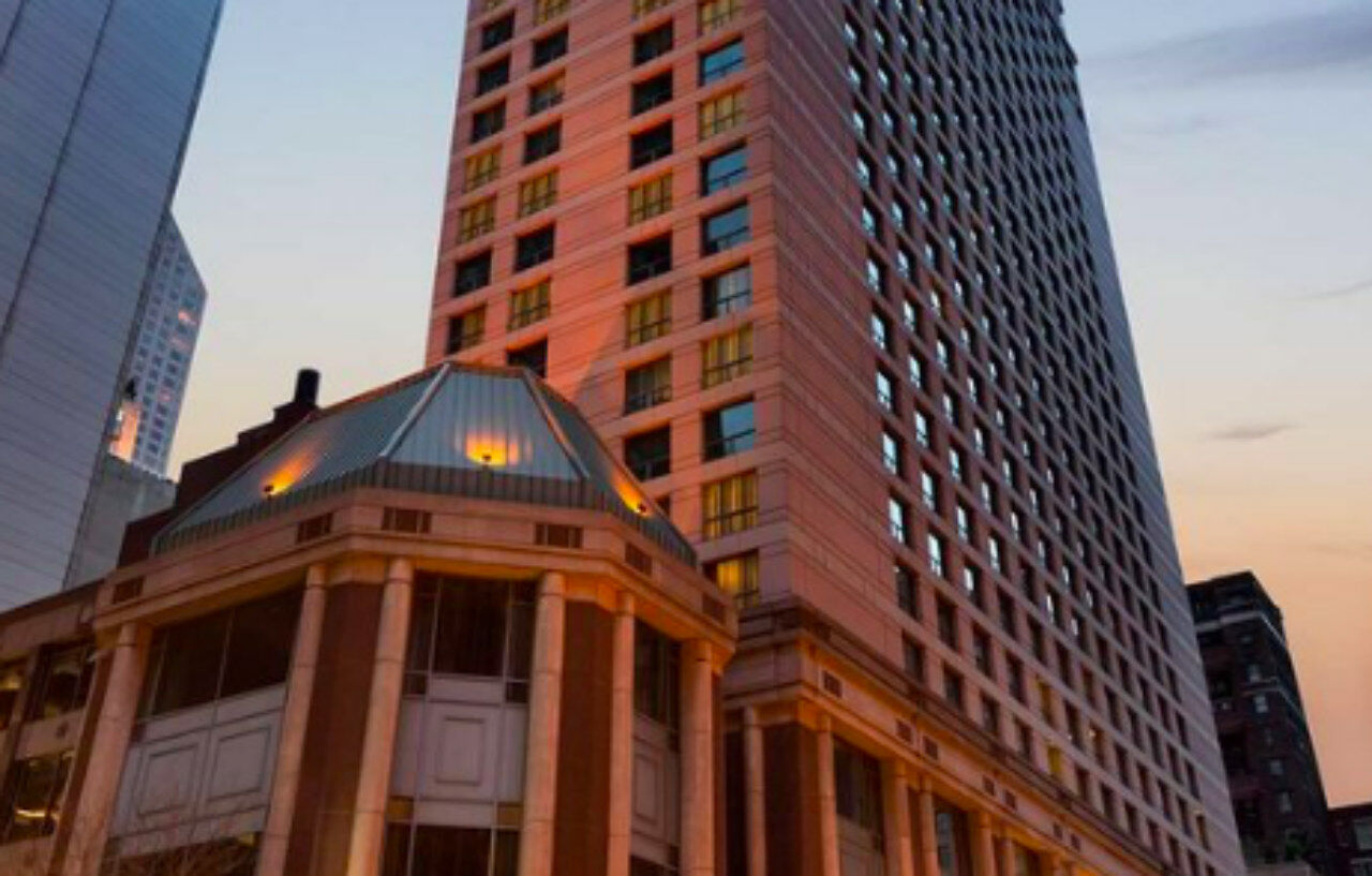 Hilton Chicago/magnificent Mile Hotel 3*