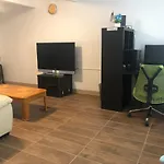 Hyde Park Modern Private Room - Near Univ Of Chicago