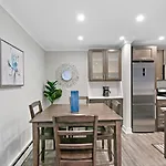 Modern & Stylish 1Br Apt In The Center Of Lakeview - Oakdale 209 Rep
