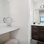 Luxury Downtown Hotel 5*